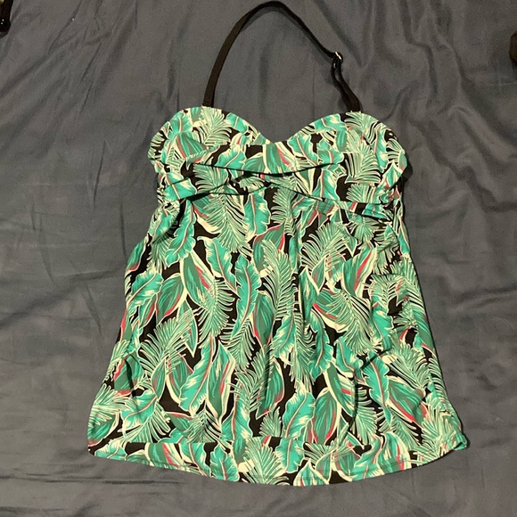 Isabel Maternity by Ingrid & Isabel halter swim top - Picture 1 of 1